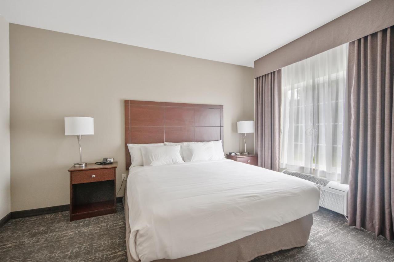 Cobblestone Hotel & Suites - Остин Экстерьер фото