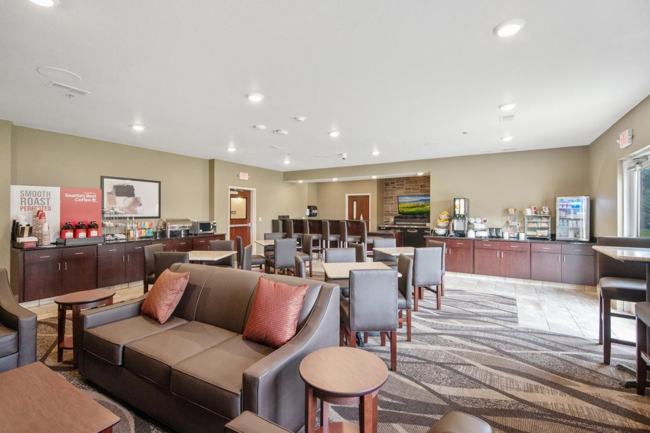 Cobblestone Hotel & Suites - Остин Экстерьер фото