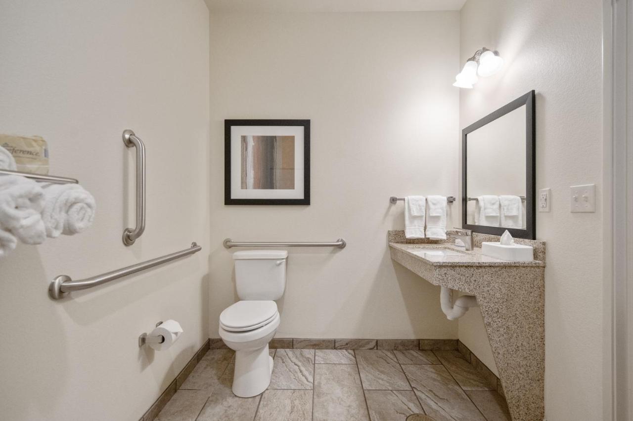 Cobblestone Hotel & Suites - Остин Экстерьер фото