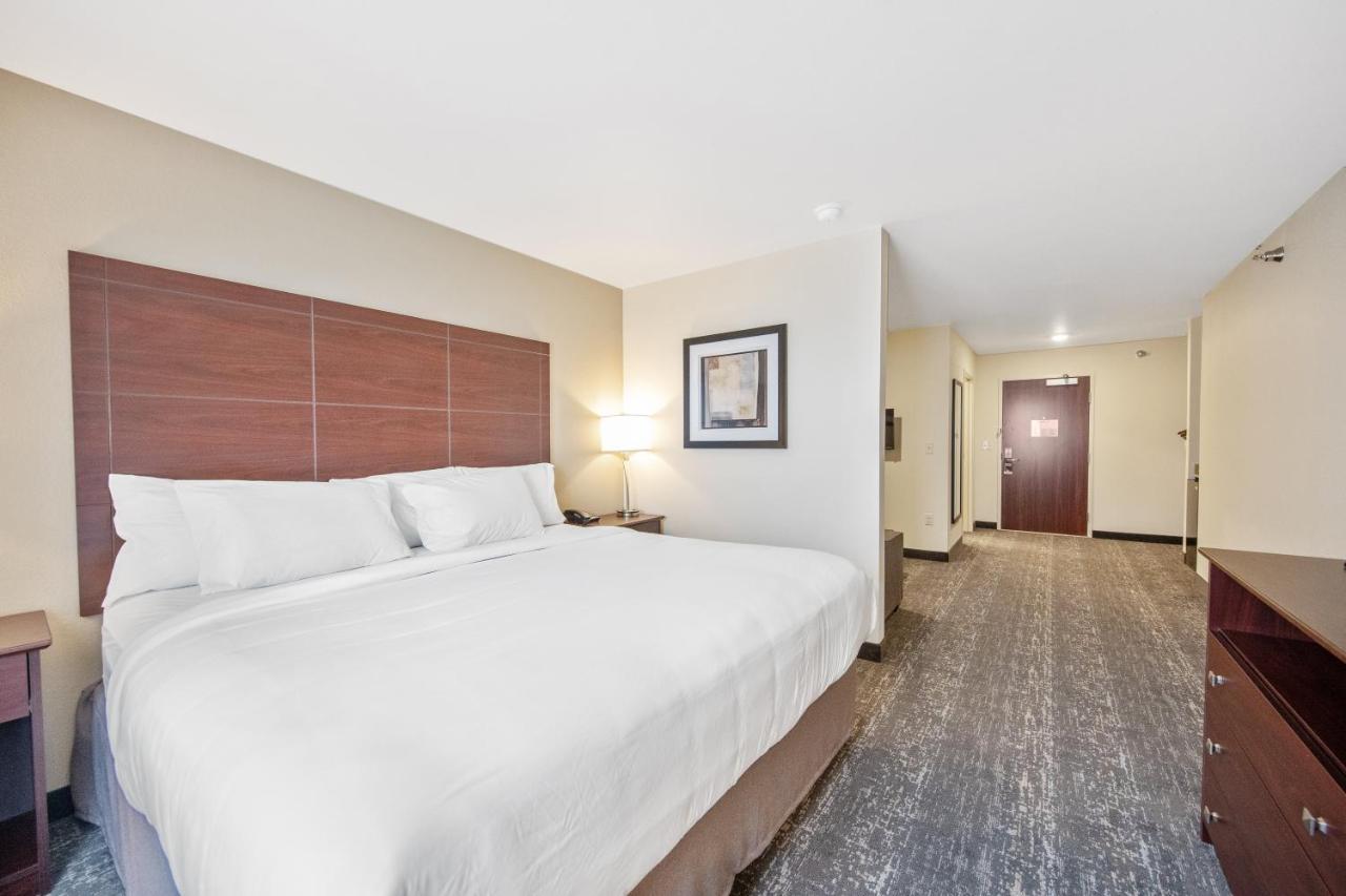 Cobblestone Hotel & Suites - Остин Экстерьер фото